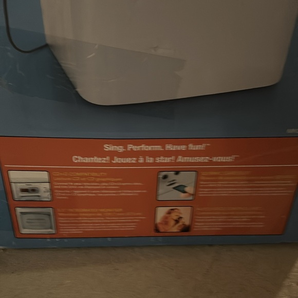 Karaoke machine in box - Picture 2 of 2